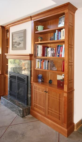 Bookcases/Hutches