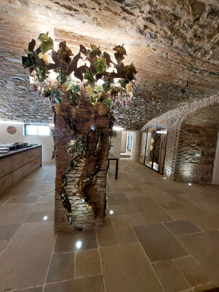 Design ideas for a country wine cellar in Florence.