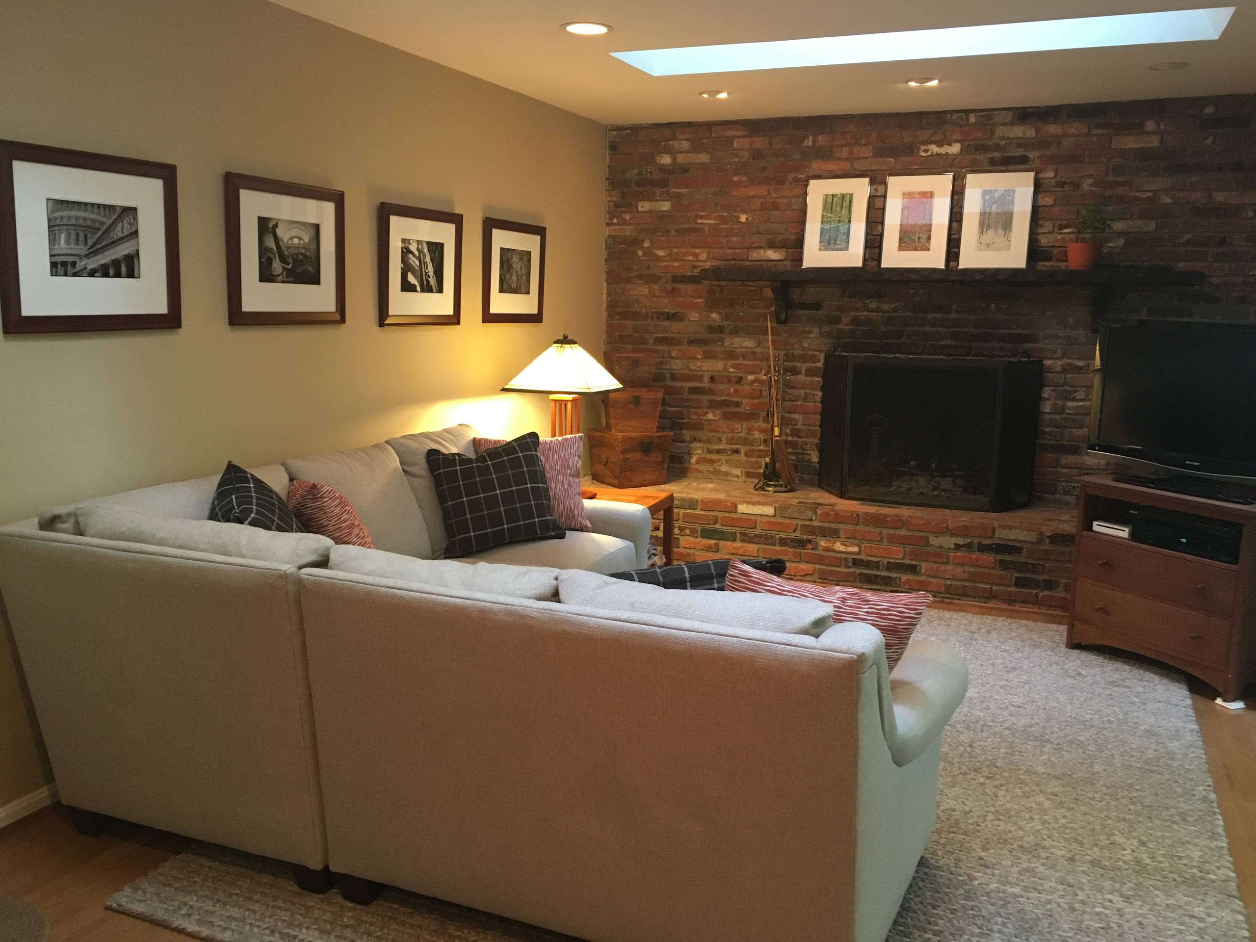 Industrial Brick wall Family room