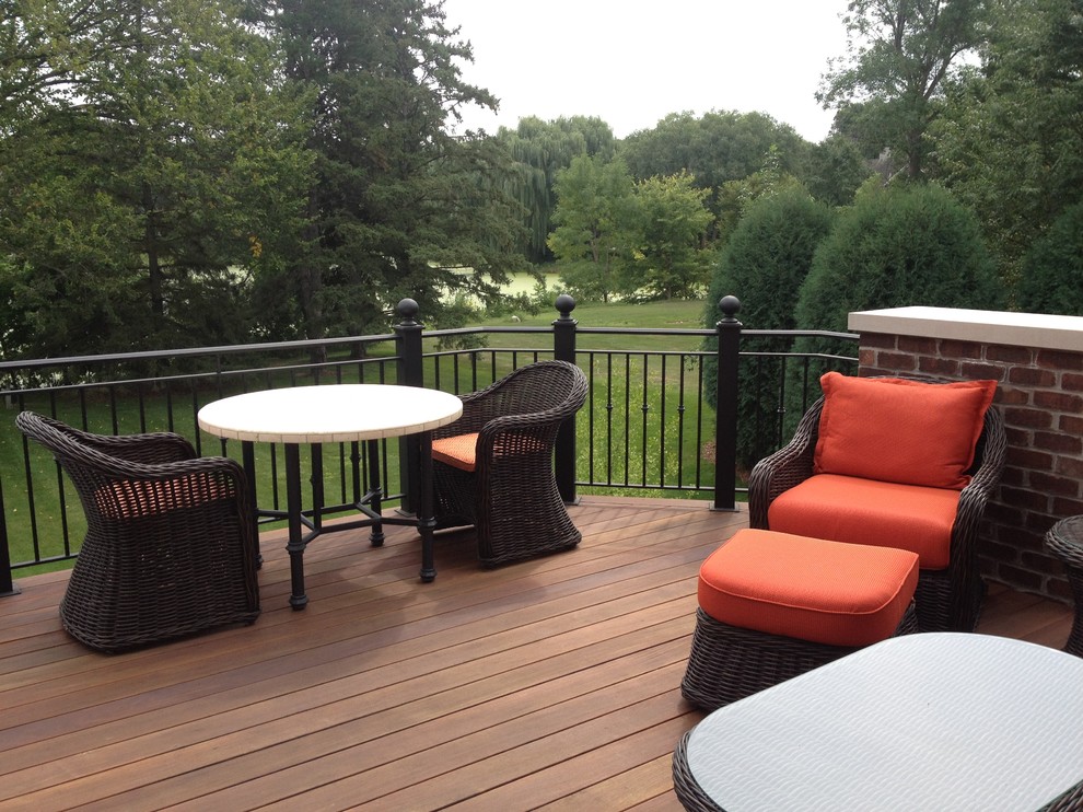This is an example of a contemporary deck in Minneapolis.