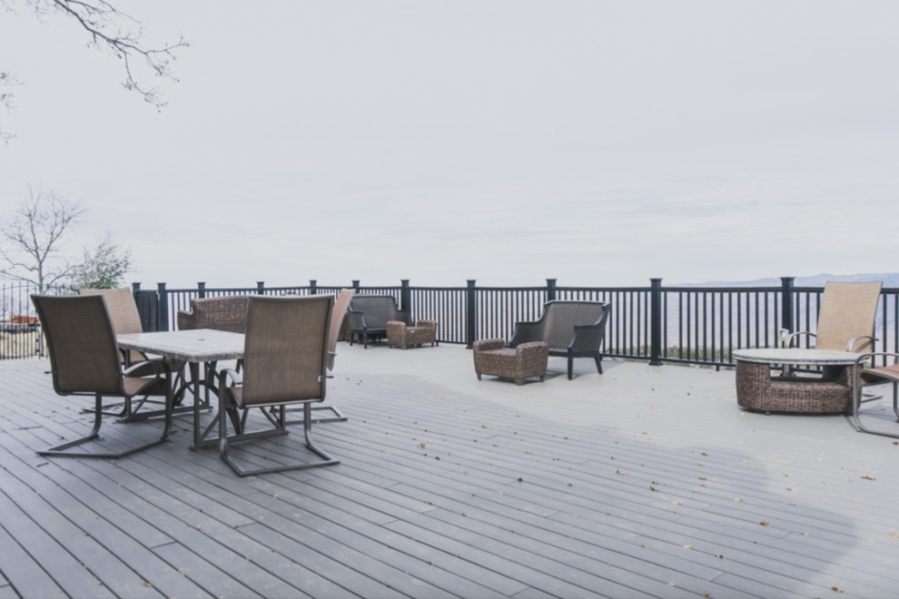 Deck - transitional deck idea in Seattle