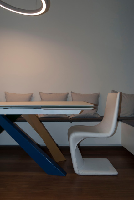 Sala da pranzo contemporary-dining-room