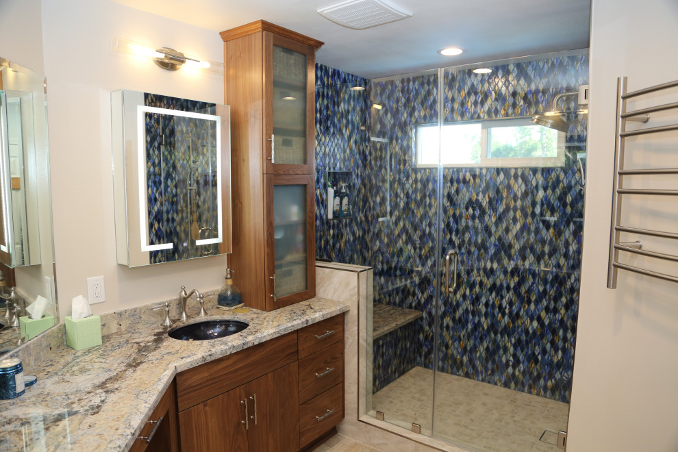 Design ideas for a large modern bathroom in Orange County.