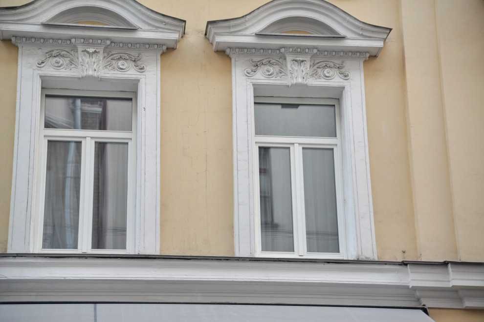 Окно со смарт-стеклом в ванную стекла с регулируемой прозрачностью. SMART GLASS.