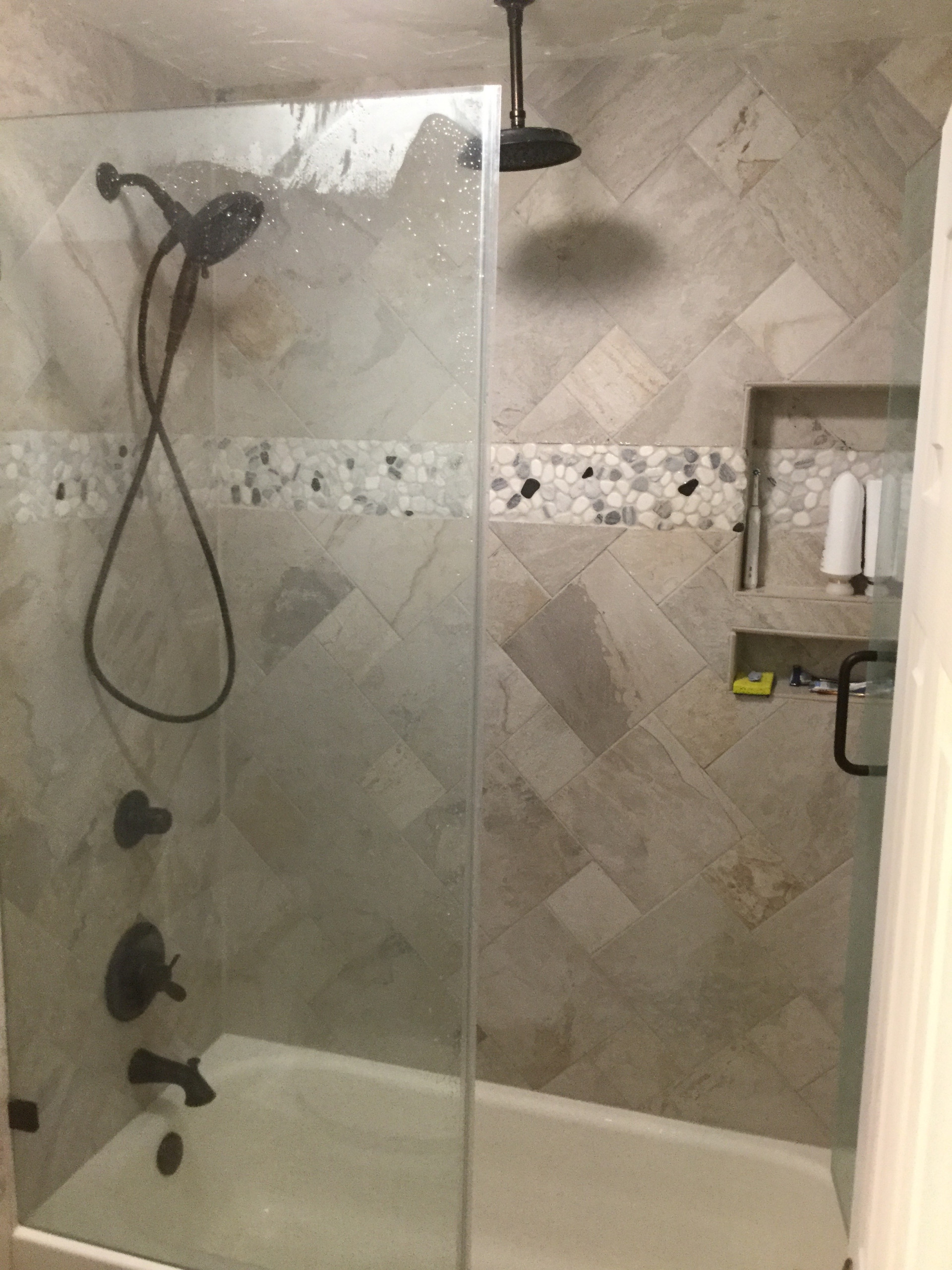 Tubs/ Showers