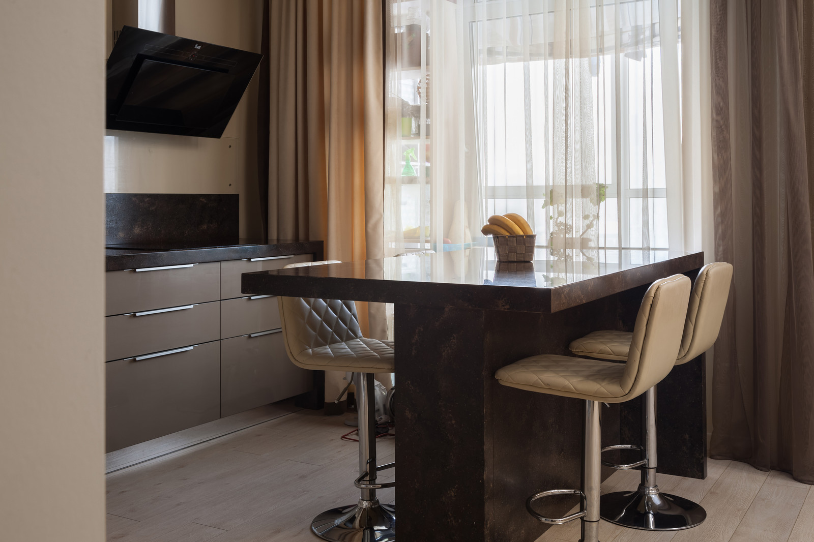 Дизайн квартиры с использованием искусственного камня