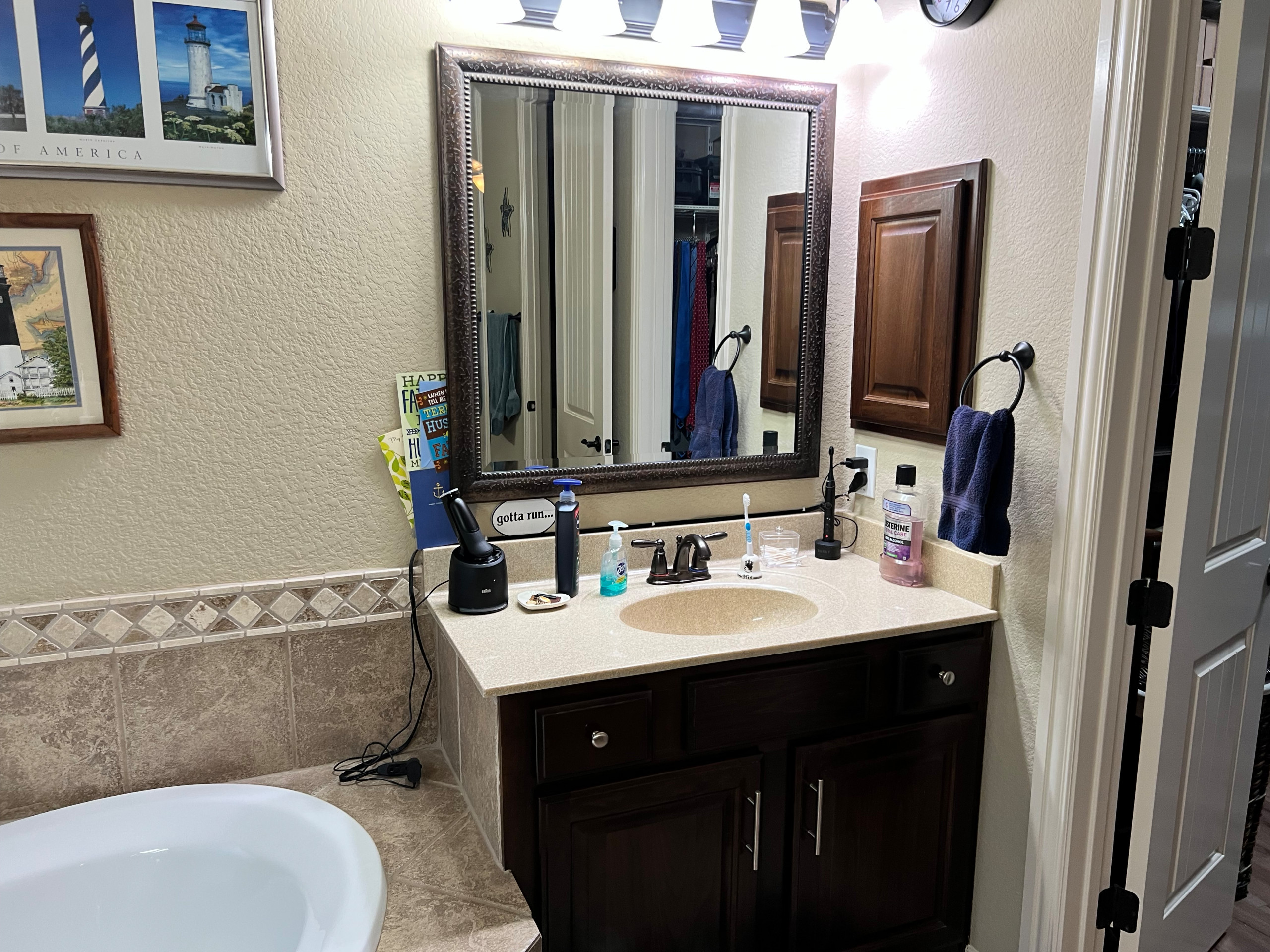 Helotes Master Bath