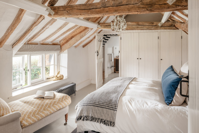 White Crow Cottage landhausstil-schlafzimmer