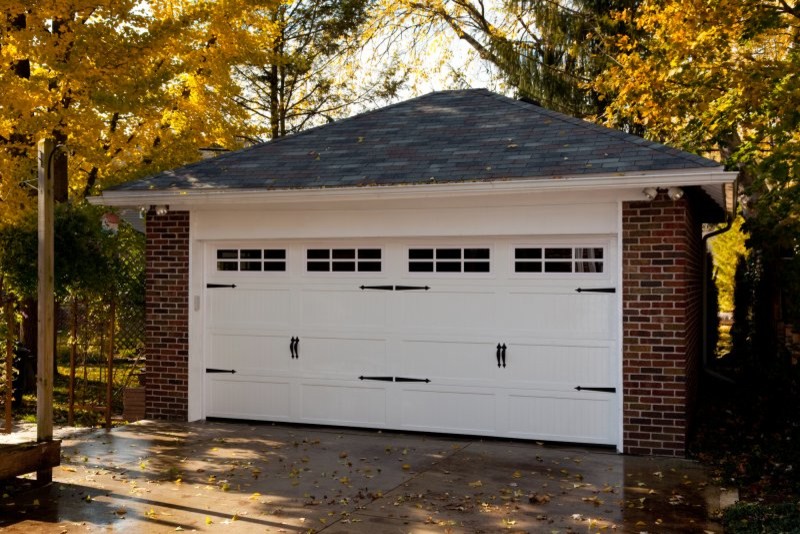 Example of a small two-car garage design