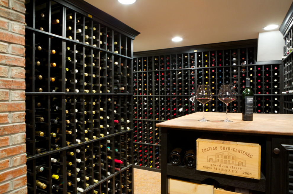 Wine cellar - wine cellar idea in Atlanta