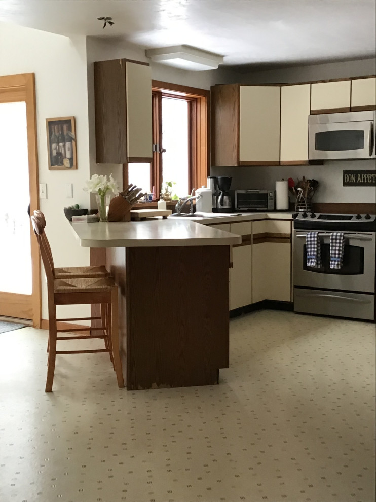 Help! Wood vs. white trim