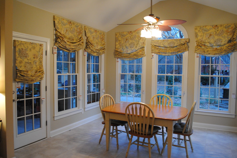 Inspiration for a timeless dining room remodel in Atlanta