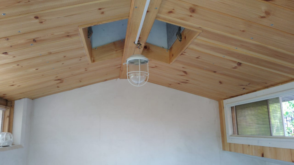 Птичник. Вентиляционное окно.