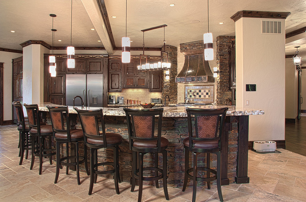 Kitchen - rustic kitchen idea in Seattle