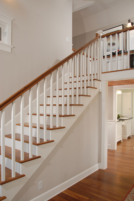 Hill St. traditional-staircase
