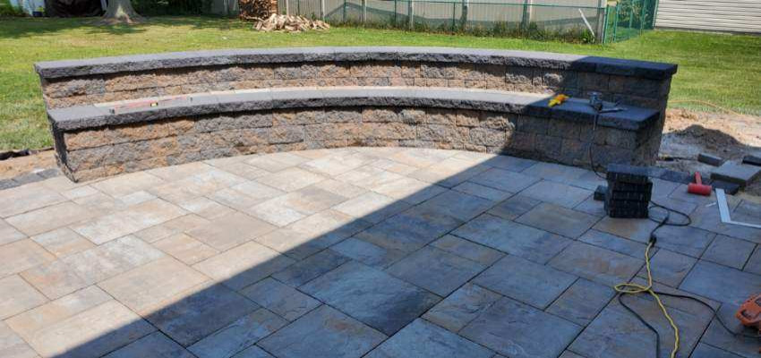 Patio/Seating Wall/Steps/Pergola and Outdoor Kitchen