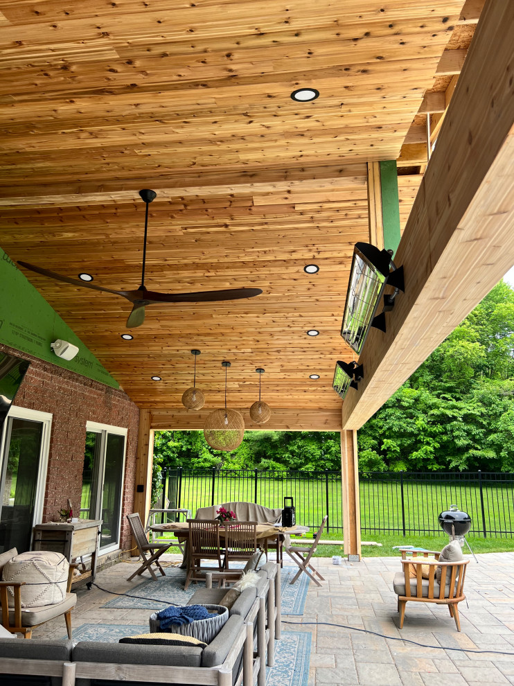 Pool House