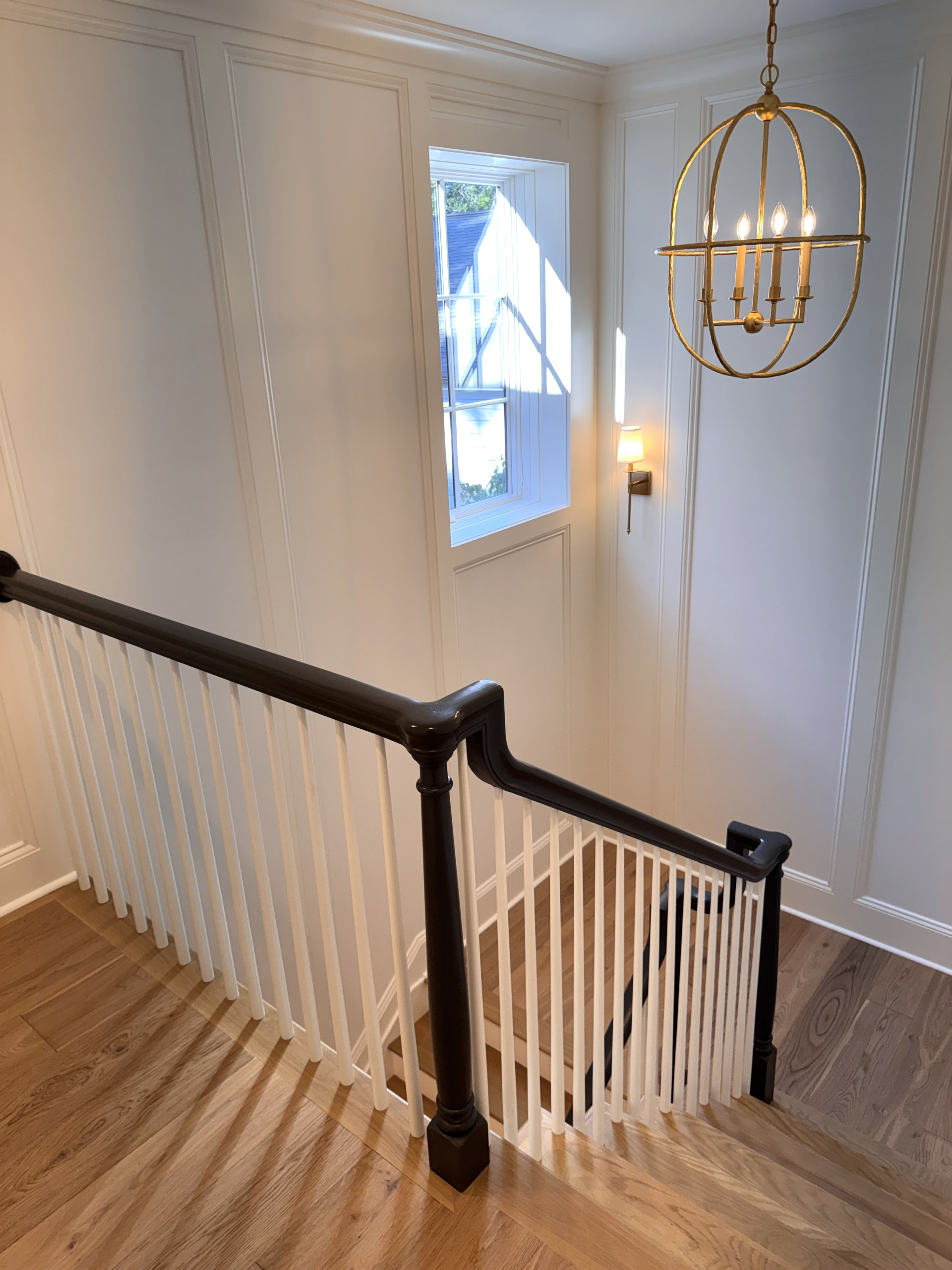 Project #160 | Traditional Box Stair with Gooseneck Handrail