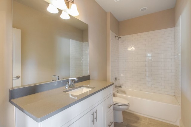 143 Rains Ave. contemporary-bathroom