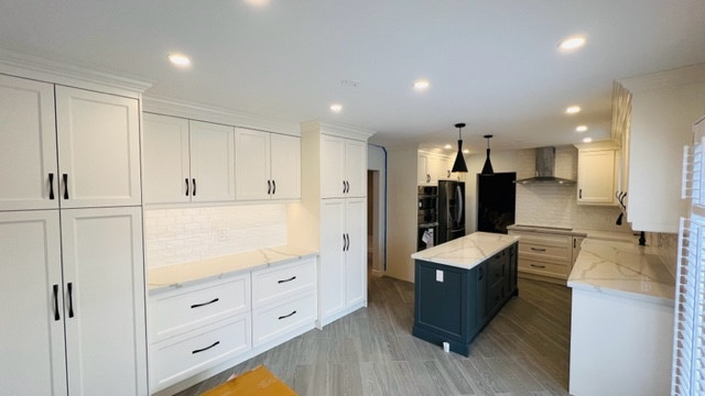 Complete Kitchen Remodeling - Sheridan Homelands in Mississauga