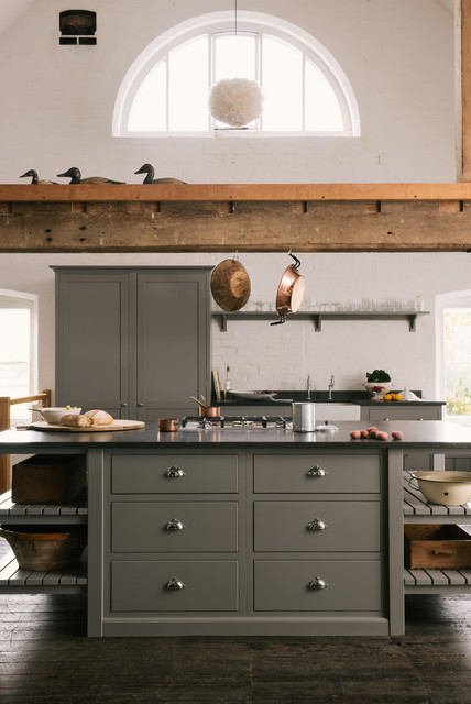 The Loft Shaker Kitchen by deVOL kitchen