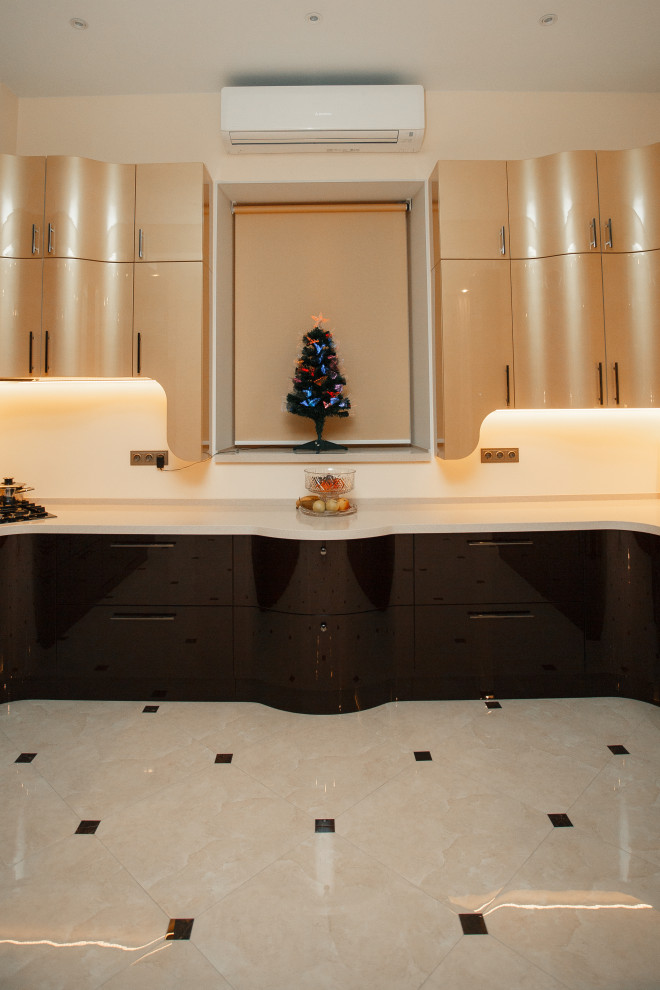 Радиусные фасады, супер-глянец