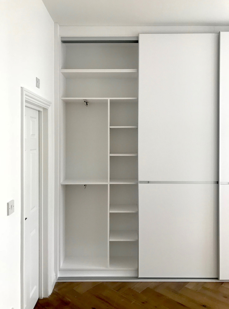 Bespoke Fitted Sliding Wardrobe