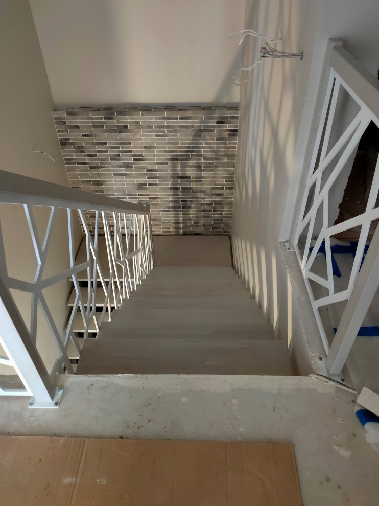 Лестница на двух "Косоурах", пос.Грибановский