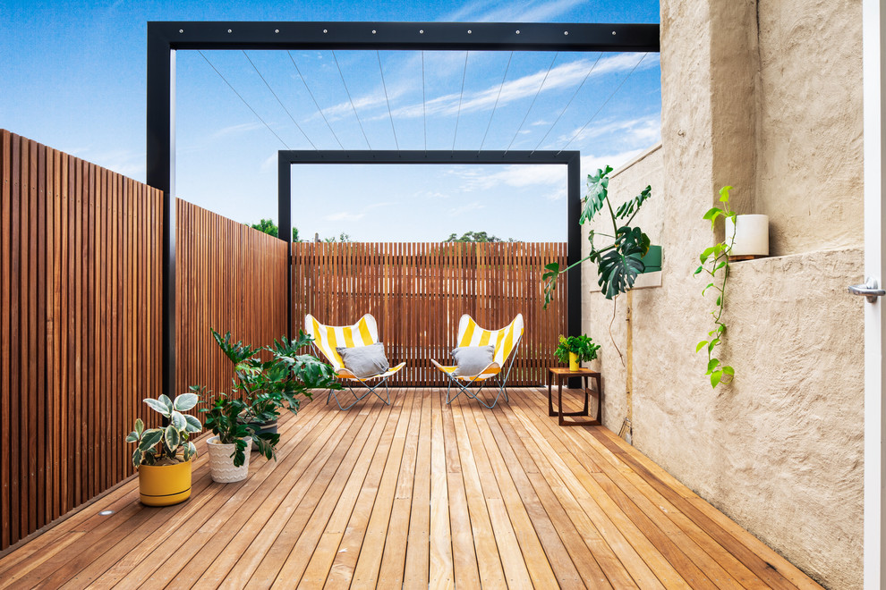 Design ideas for a contemporary rooftop and rooftop deck in Melbourne.