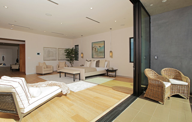 813 Laurel contemporary-bedroom