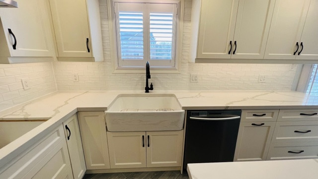 Complete Kitchen Remodeling - Sheridan Homelands in Mississauga