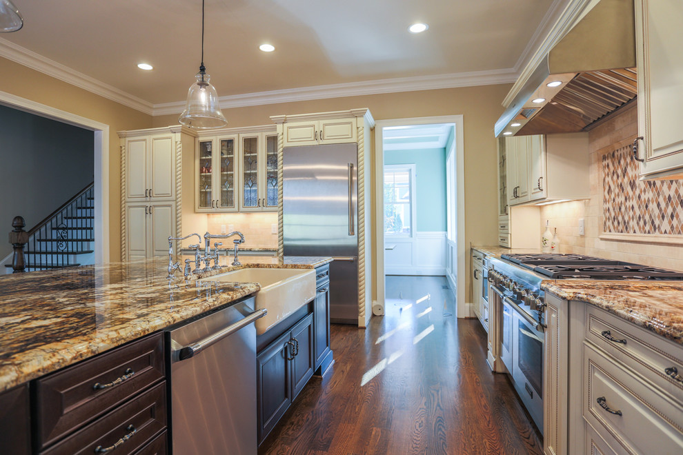 Example of a transitional kitchen design in Raleigh