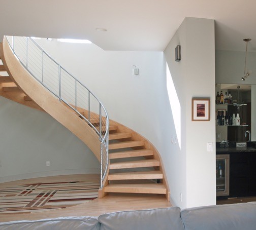 Hawk's Ridge Bluff House: Entry modern-treppen