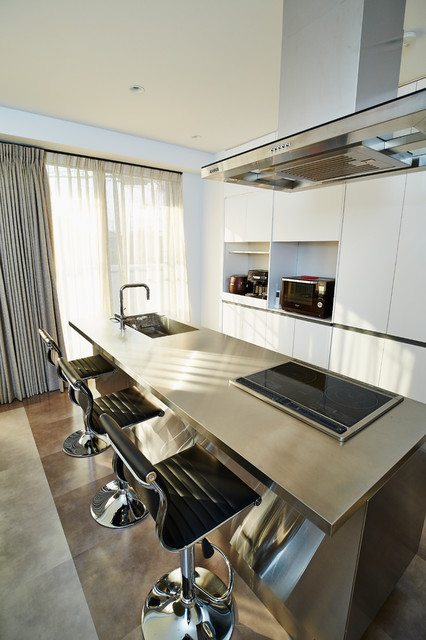 M's residence modern-kueche