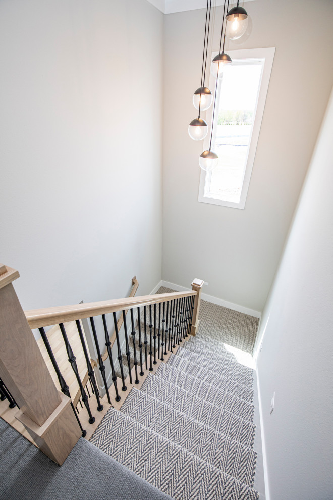 Home design - transitional home design idea