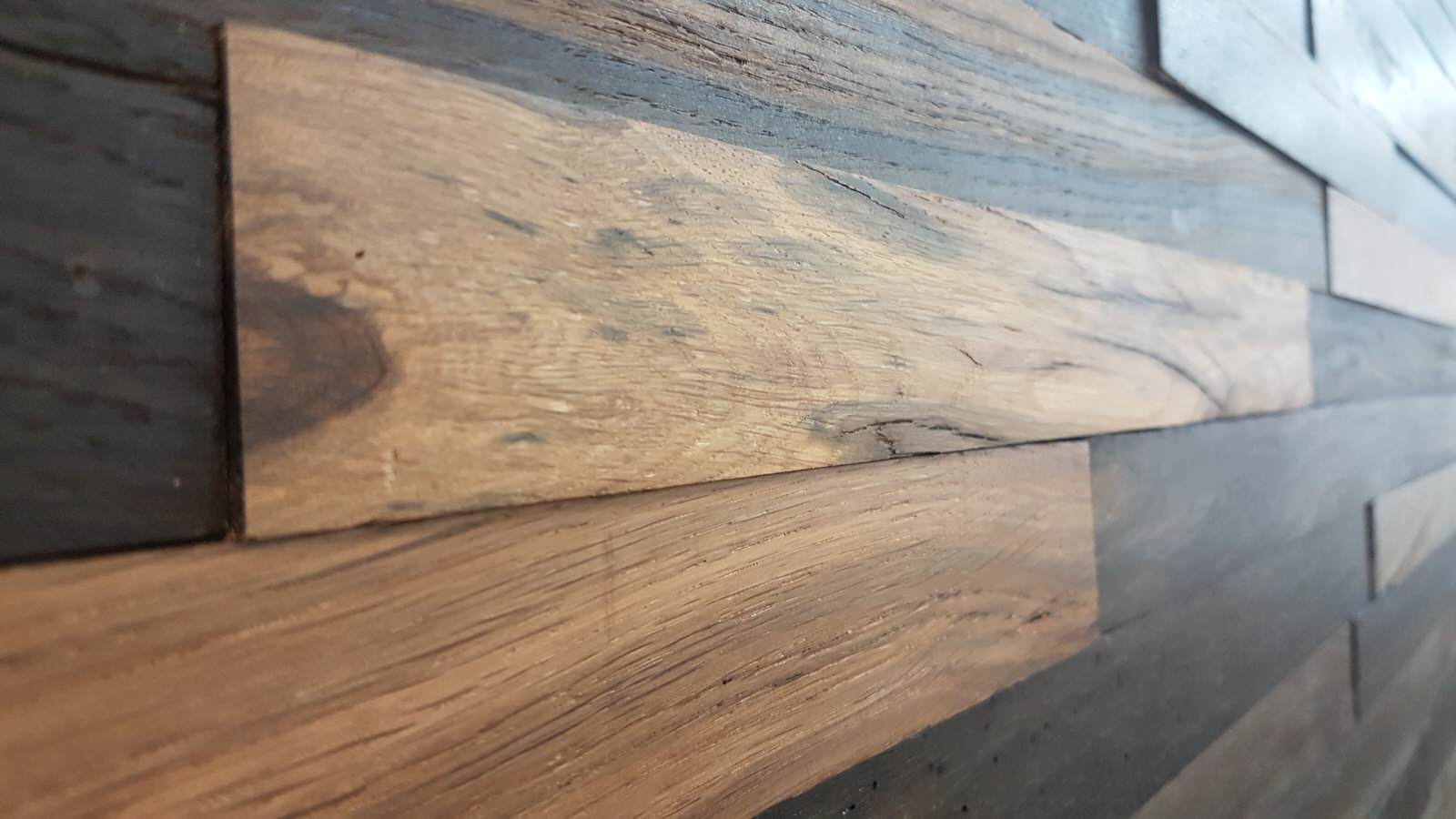 Деревянные панели (разноразмерные планки), массив мореного дуба