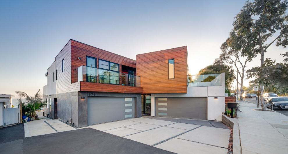 Photo of a contemporary exterior in Orange County.
