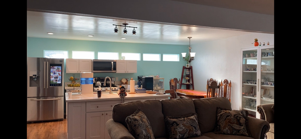 Homesite Drive - Living Room