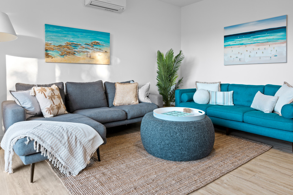Inspiration for a beach style family room in Adelaide.