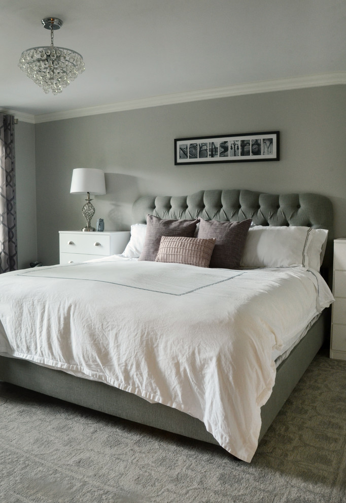Inspiration for a transitional bedroom in Boston.
