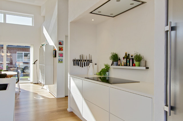 Villa i Odder scandinavian-kitchen