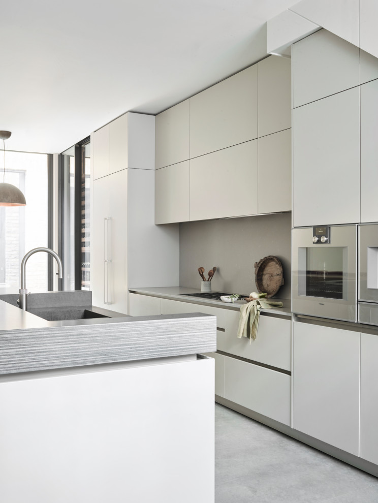 Contemporary kitchen in London.