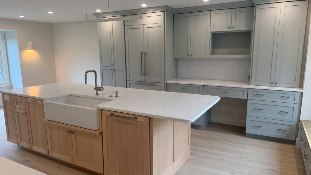 Example of a transitional kitchen design in Boston