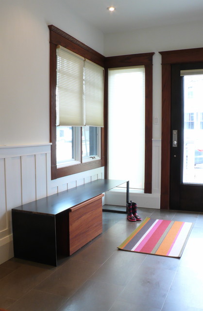 Mud Room contemporaneo-entrada