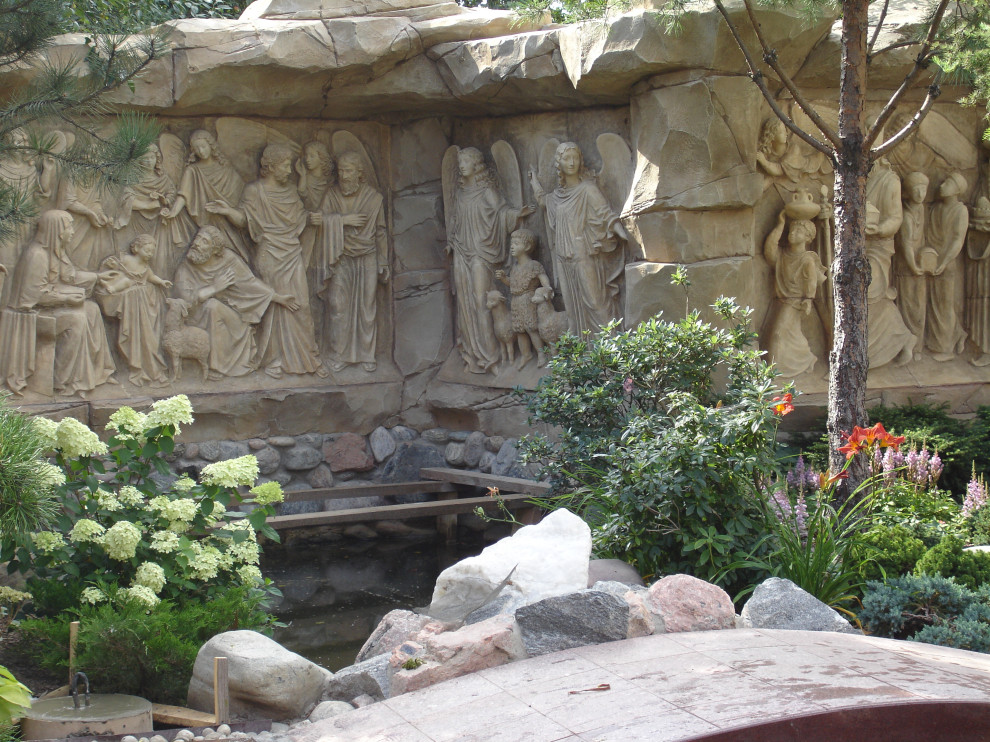 Сад с водопадом. Калчуга 2006 г