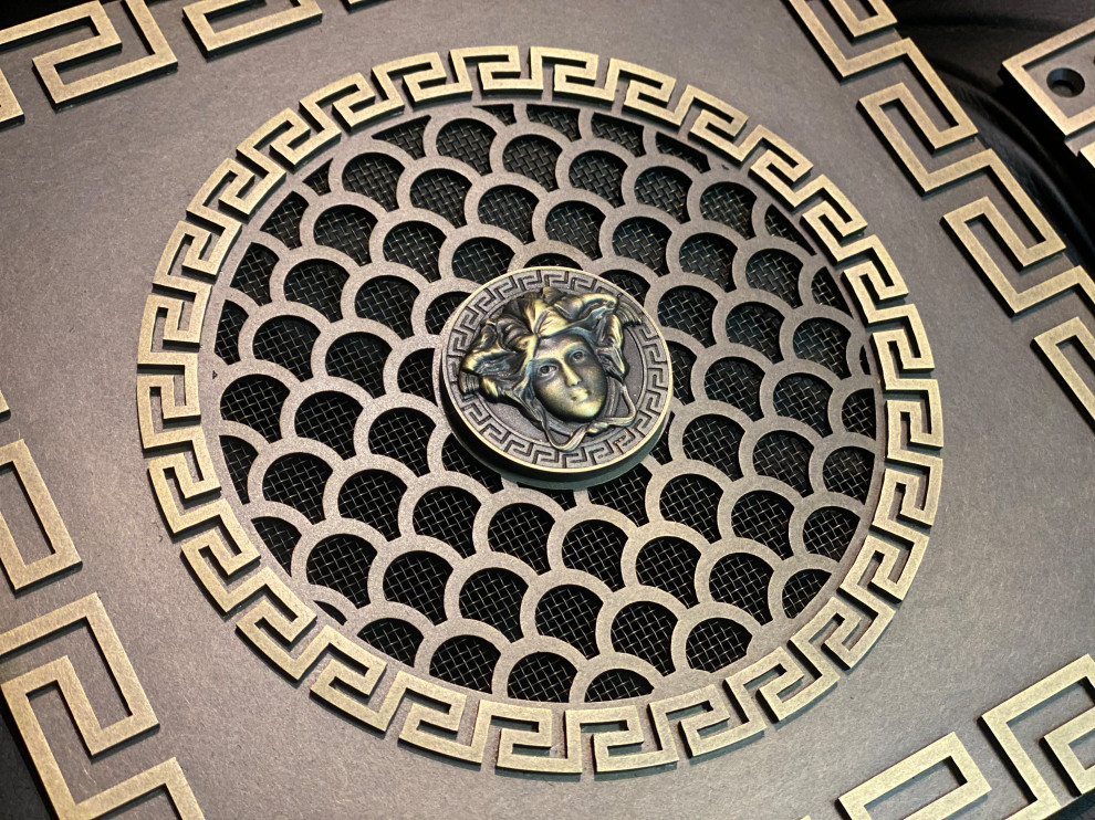 Декоративные решетки Versace