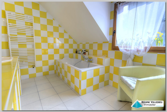Maison r&eacute;cente Cherbourg centre minimalistisch-badezimmer