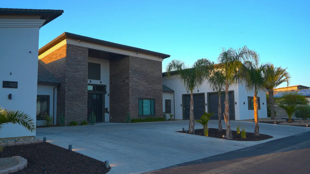 Inspiration for an exterior home remodel in Sacramento