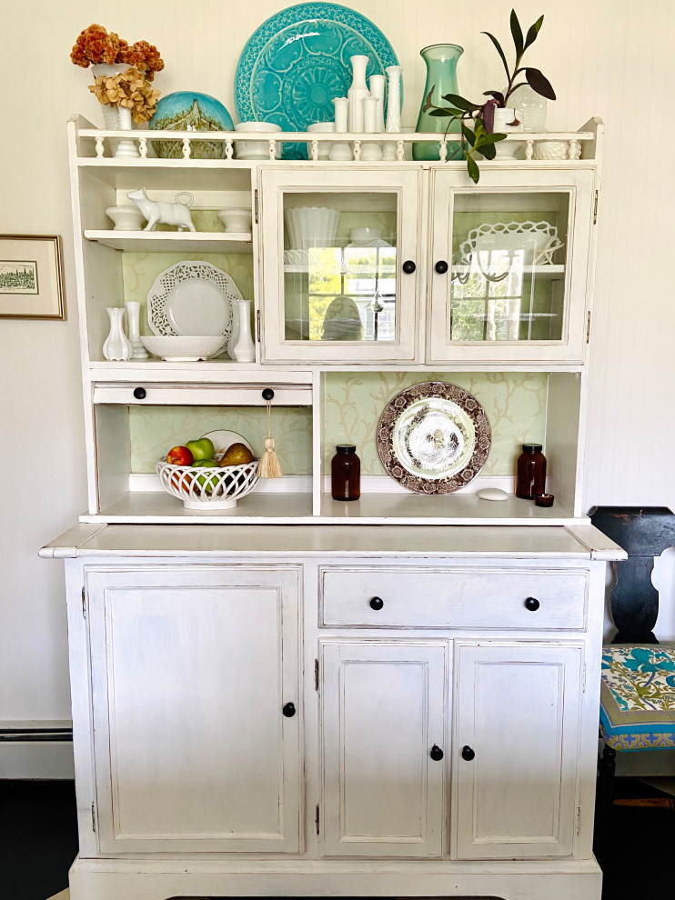 Classic Kitchen - Watch Hill, RI