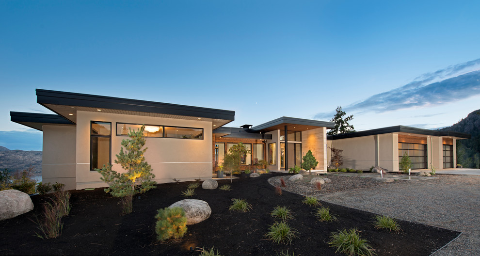 Trendy home design photo in Other